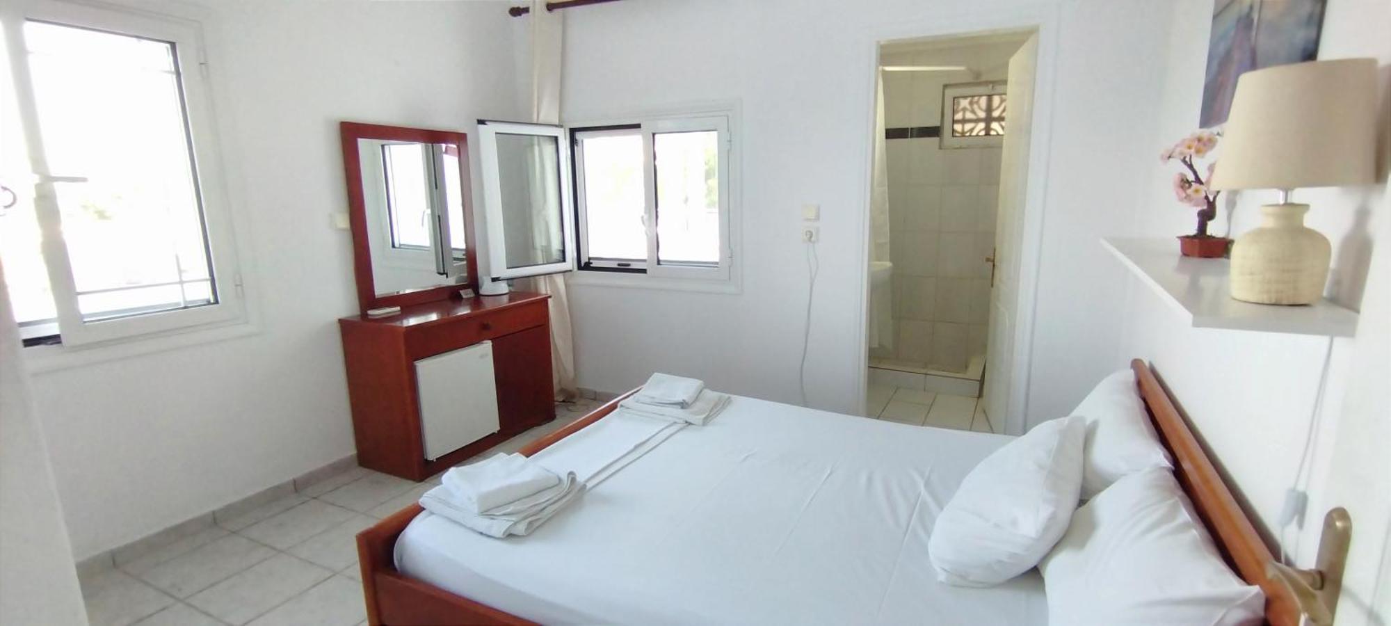 Aleka'S House Hotel Nikiana Ngoại thất bức ảnh
