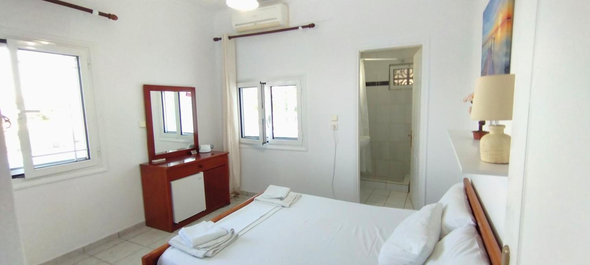 Aleka'S House Hotel Nikiana Ngoại thất bức ảnh